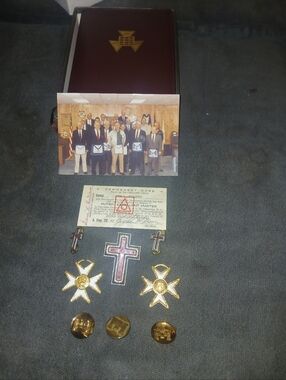 LG Lot Masons Medals ,Pins ,Masonry Holy Bible & Memorabilia Rare Look inside